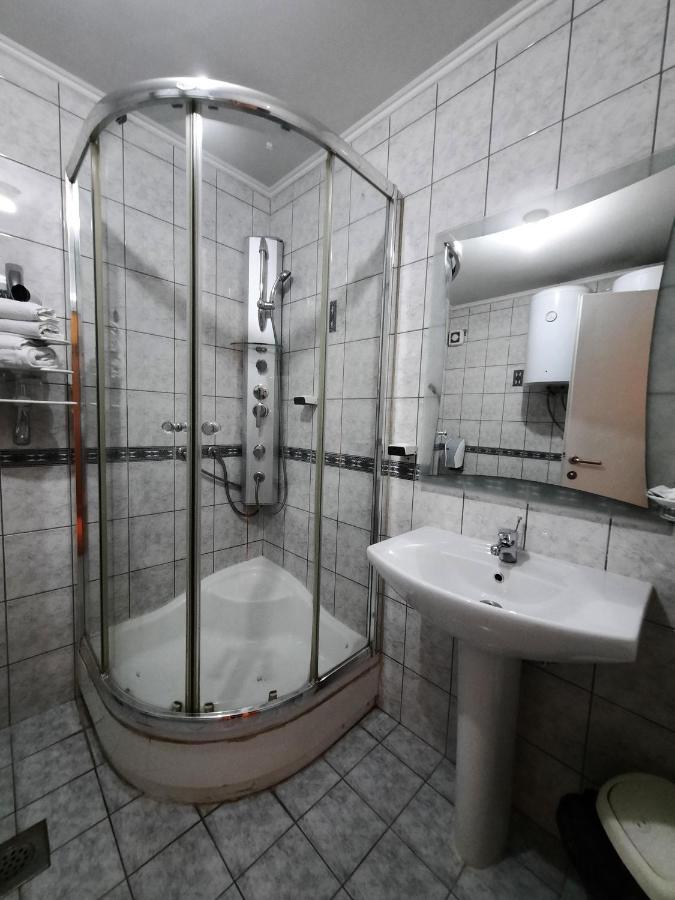 Motel Tiron Kakanj Exteriér fotografie