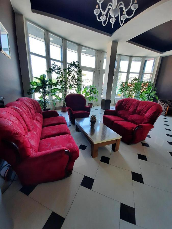 Motel Tiron Kakanj Exteriér fotografie